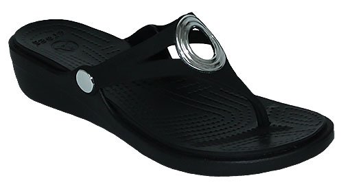 Sanrah Beveled Circle Crocs Womens Footwear Crocs Mariposa