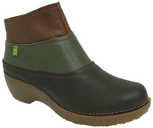 El naturalista store boots clearance