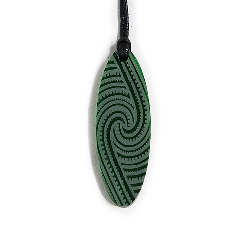 Resin Kapa Rua Necklace