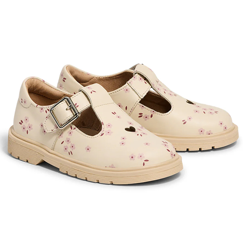 Madison - Pretty Brave