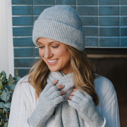 Buller Cashmere/Wool Ribbed Beanie - Sundaise